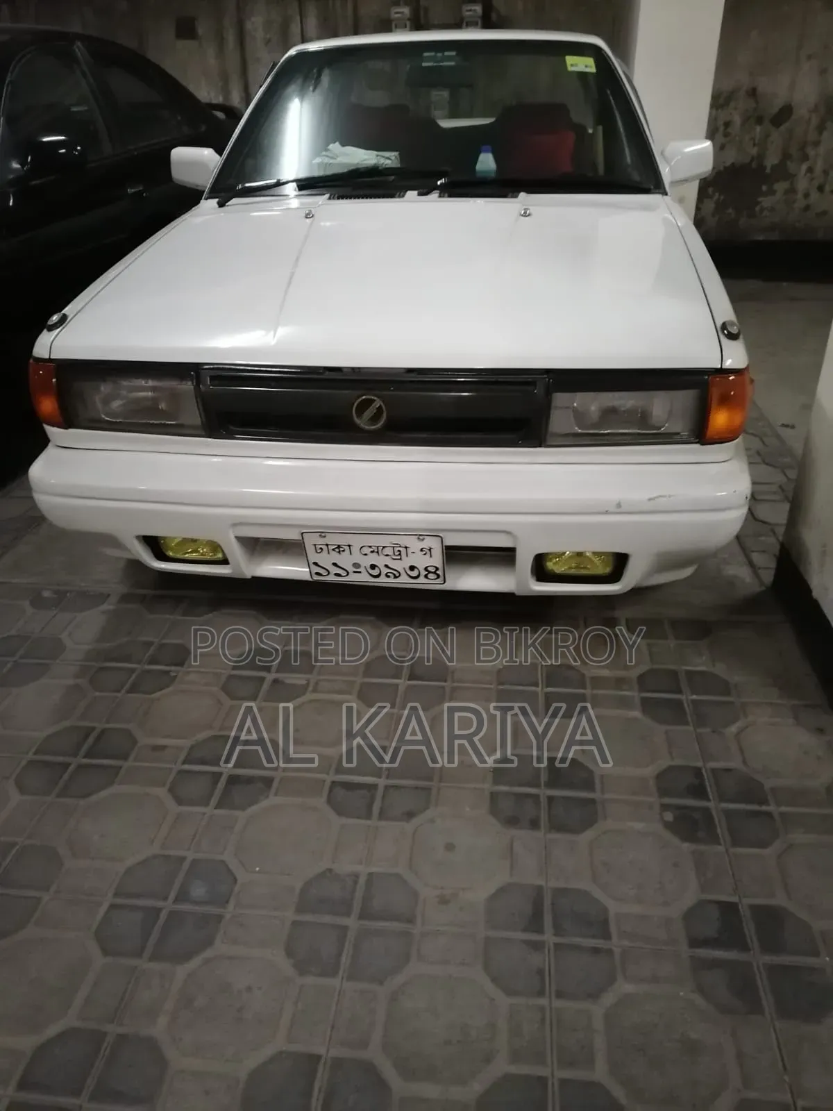 নিসান সানি ১৯৮৯ সাদা