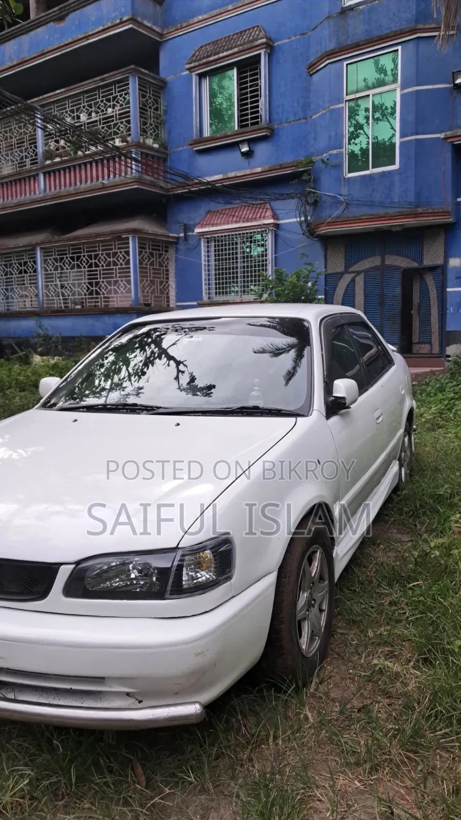Toyota Corolla 1998 White
