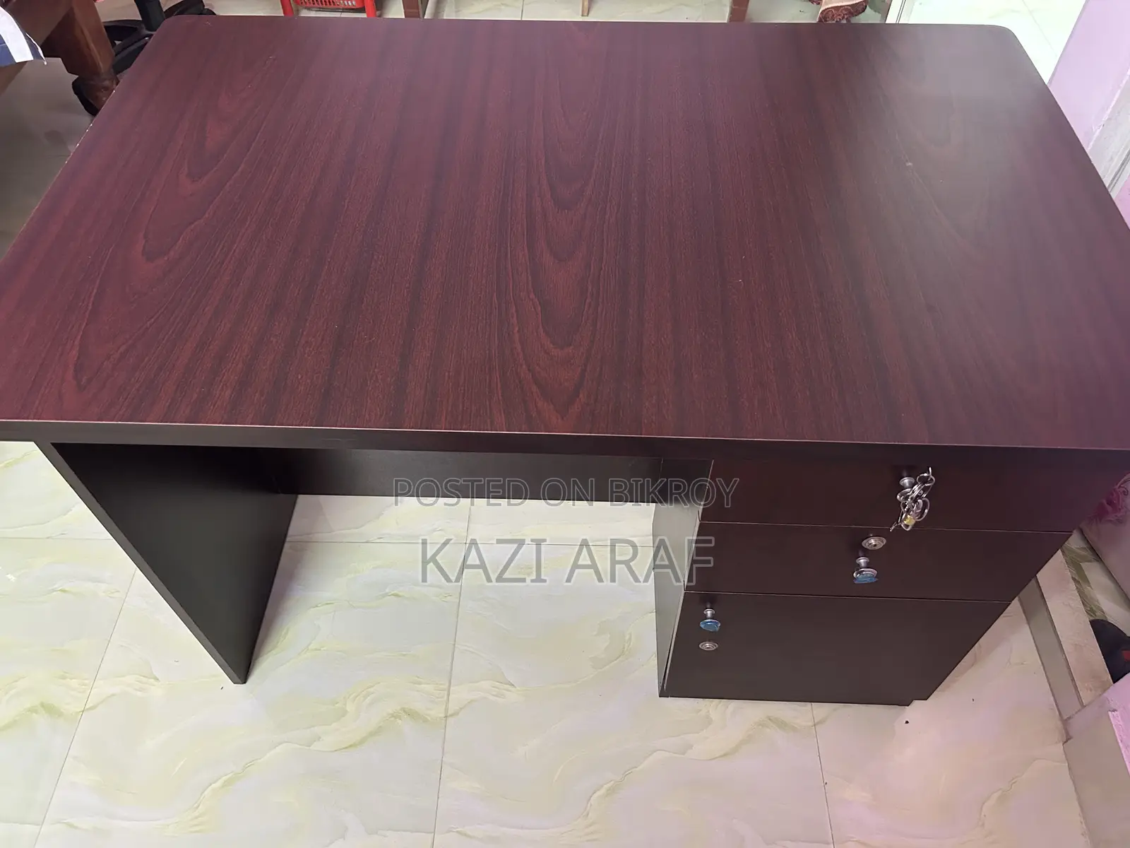 Reading Table