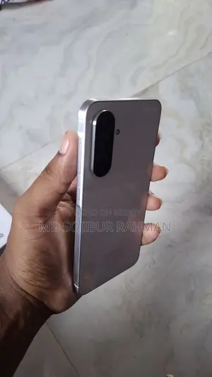 নতুন স্যামসাং গ্যালাক্সি এ৫৬ ২৫৬ জিবি সাদা
