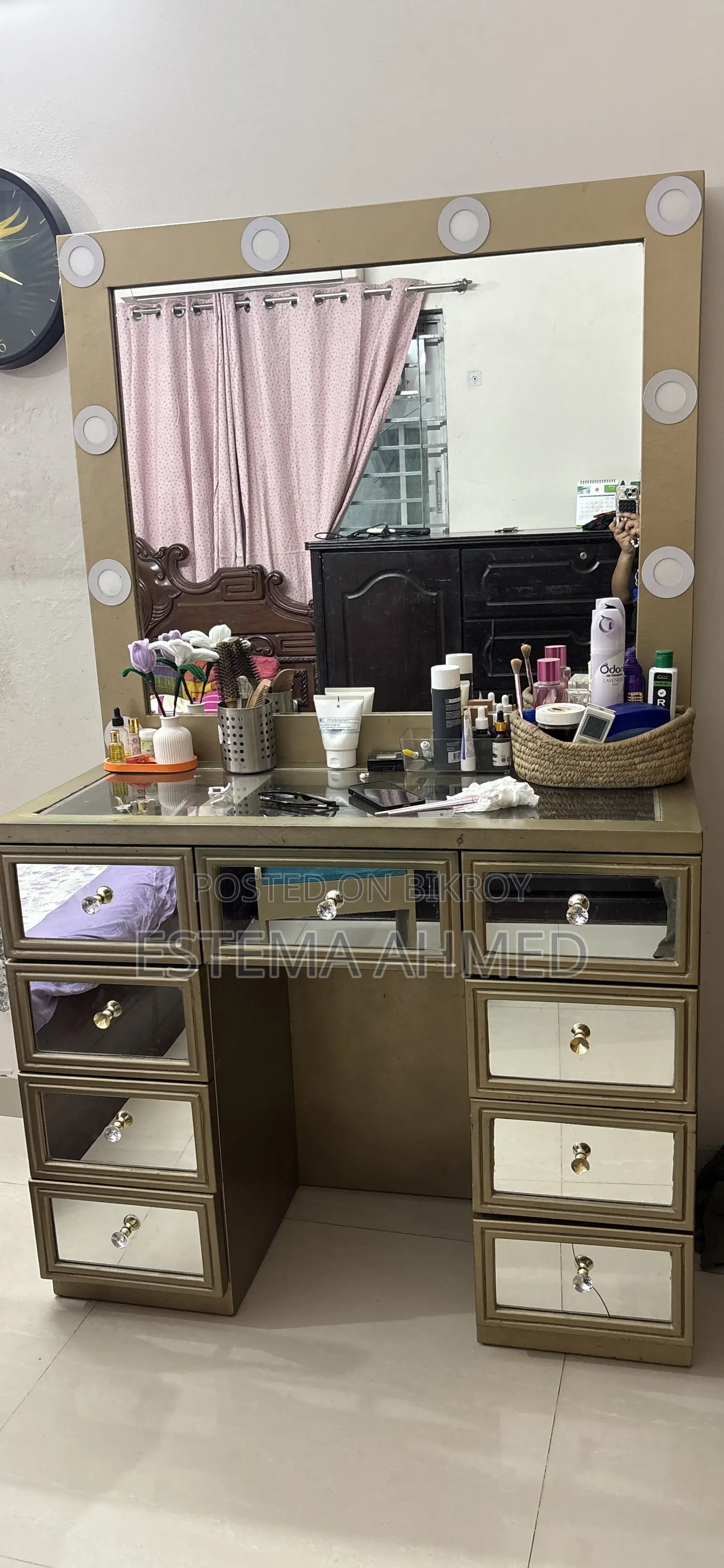 Vanity Dressing Table
