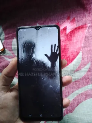 স্যামসাং গ্যালাক্সি এ১২ ৬৪ জিবি ব্ল্যাক