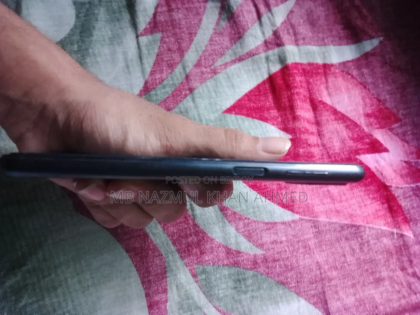 স্যামসাং গ্যালাক্সি এ১২ ৬৪ জিবি ব্ল্যাক