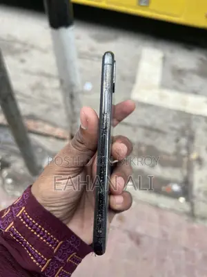 অ্যাপল আইফোন এক্স ২৫৬ জিবি ব্ল্যাক
