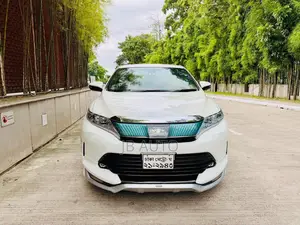 Toyota Harrier 2017 Pearl
