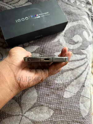Vivo iQOO 13 256 GB Black