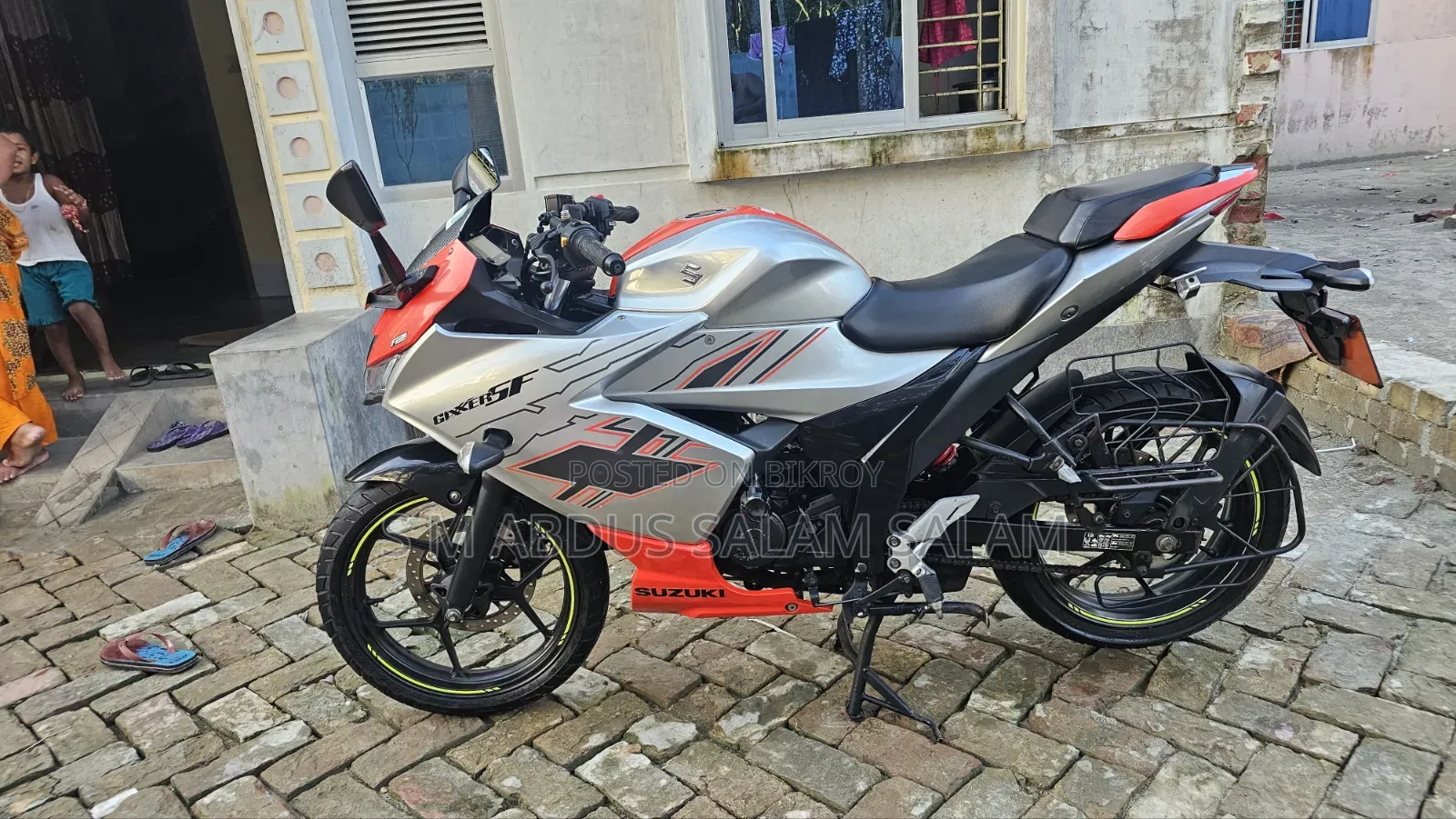 Suzuki Gixxer SF 2024 Orange