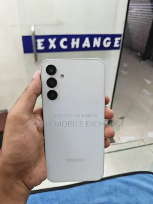 স্যামসাং গ্যালাক্সি এ১৫ ৫জি ১২৮ জিবি হোয়াইট