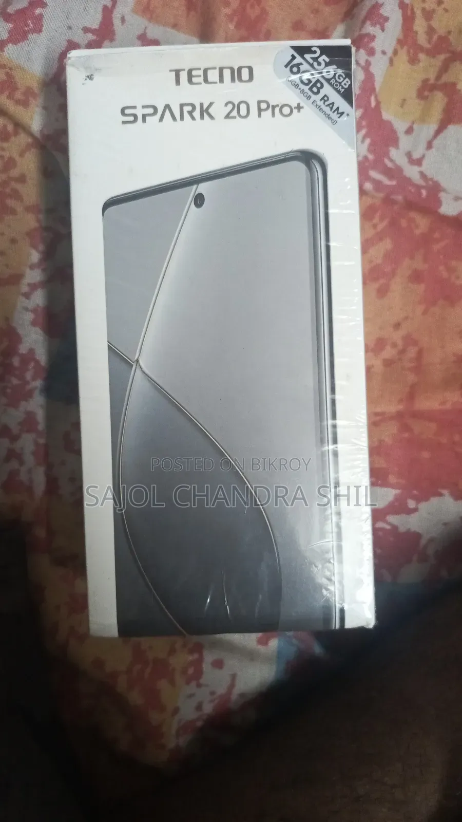টেকনো স্পার্ক ২০ প্রো প্লাস ২৫৬ জিবি হোয়াইট