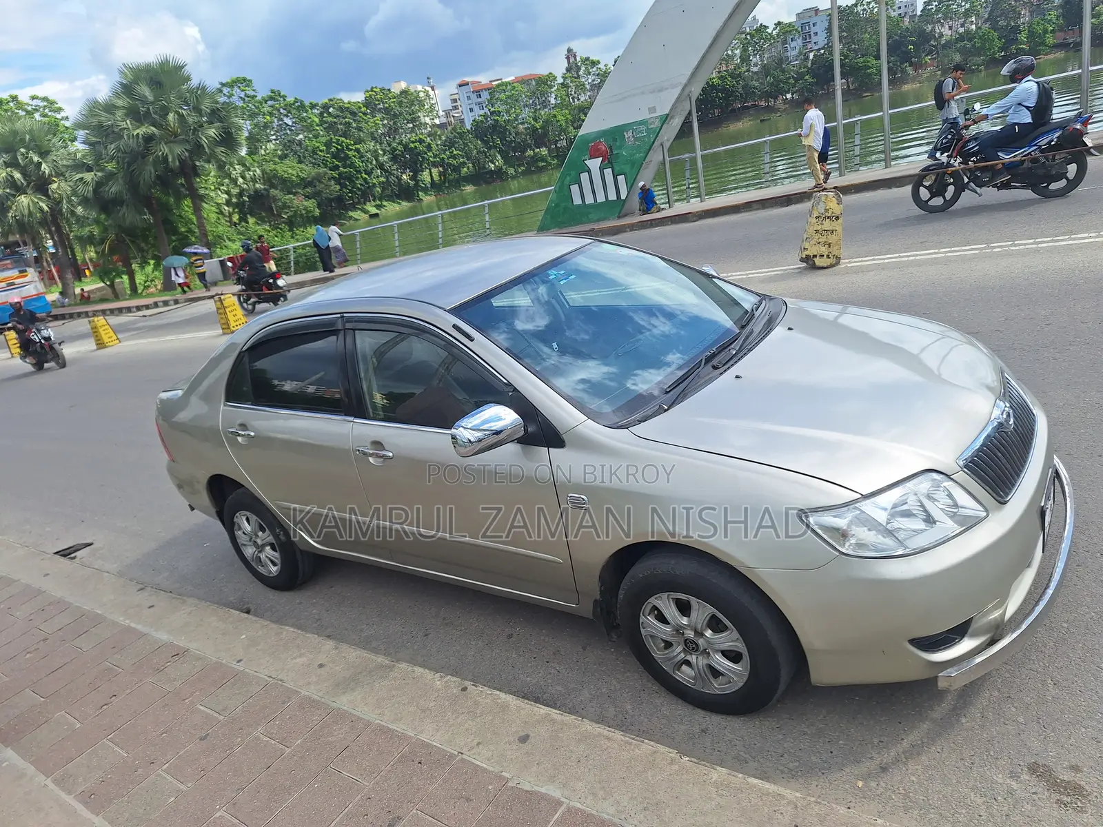 টয়োটা করোলা ২০০৪ বেইজ