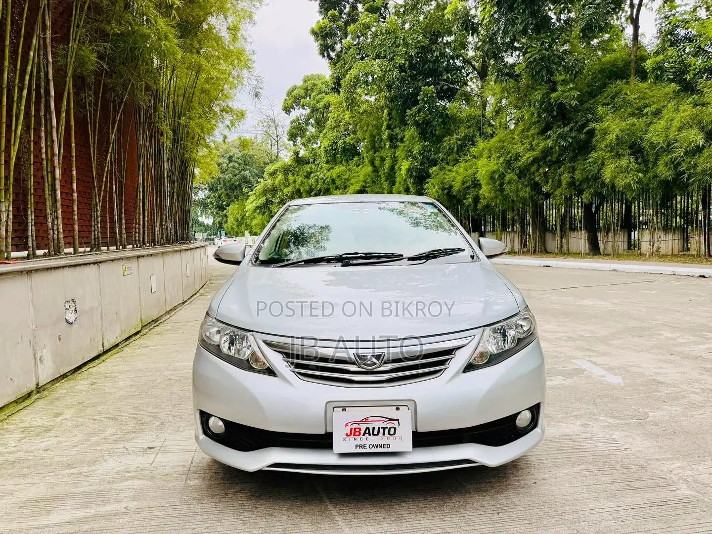 টয়োটা অ্যালিওন ২০১৩ বেইজ