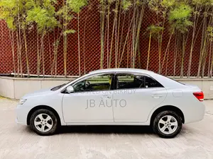 টয়োটা অ্যালিওন ২০১৩ বেইজ