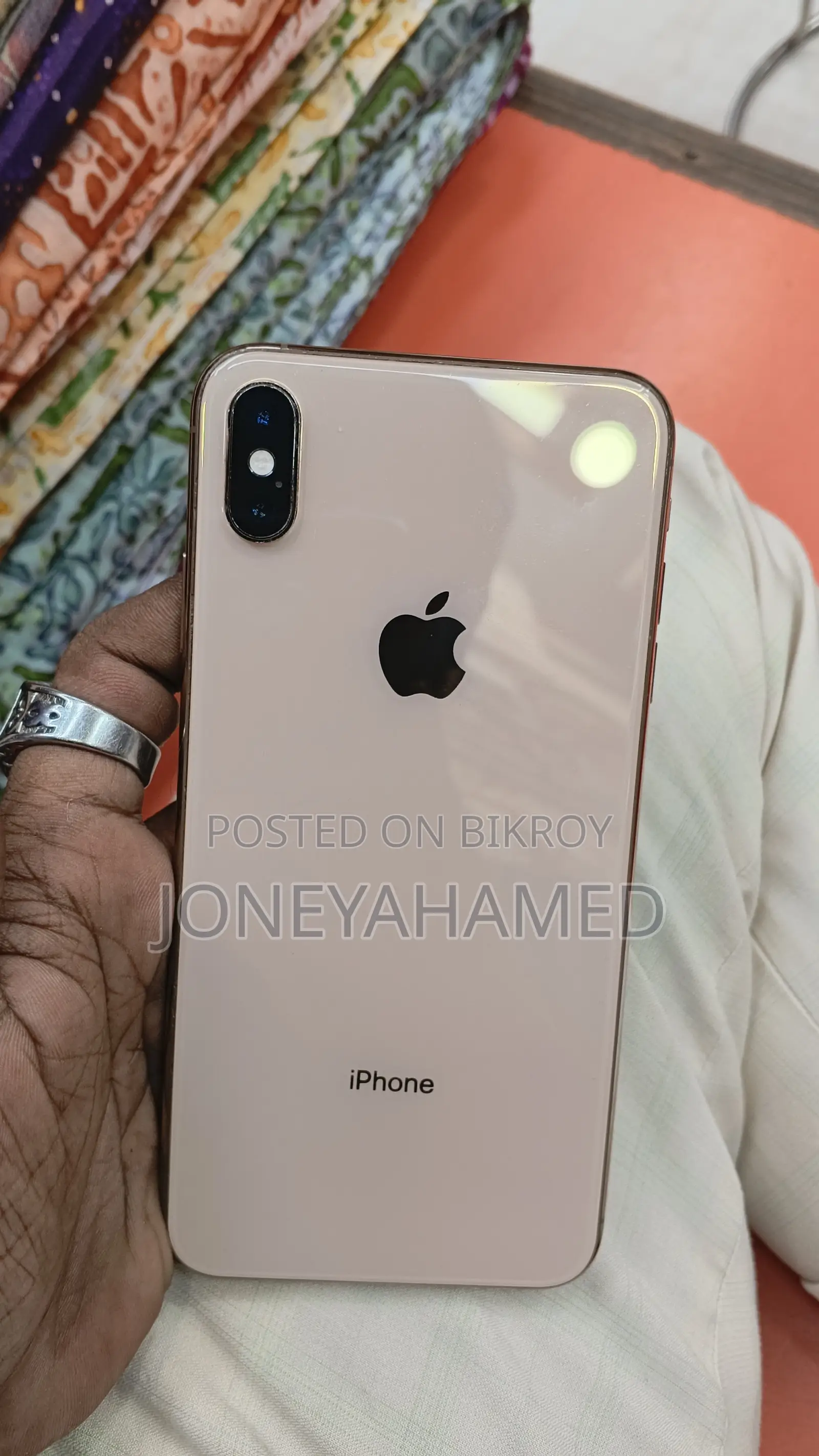 Apple iPhone XS Max 64 GB Gold