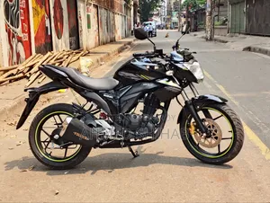 সুজুকি জিক্সার ২০২৬ কালো