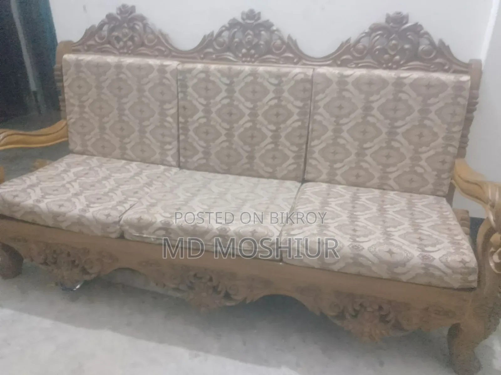 সোফা সেট বিক্রি করা হবে