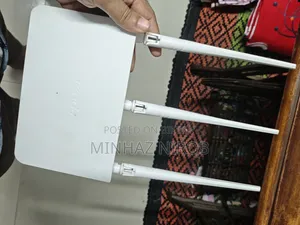 Tenda Router