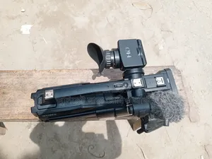Selling the camera due to an urgent need