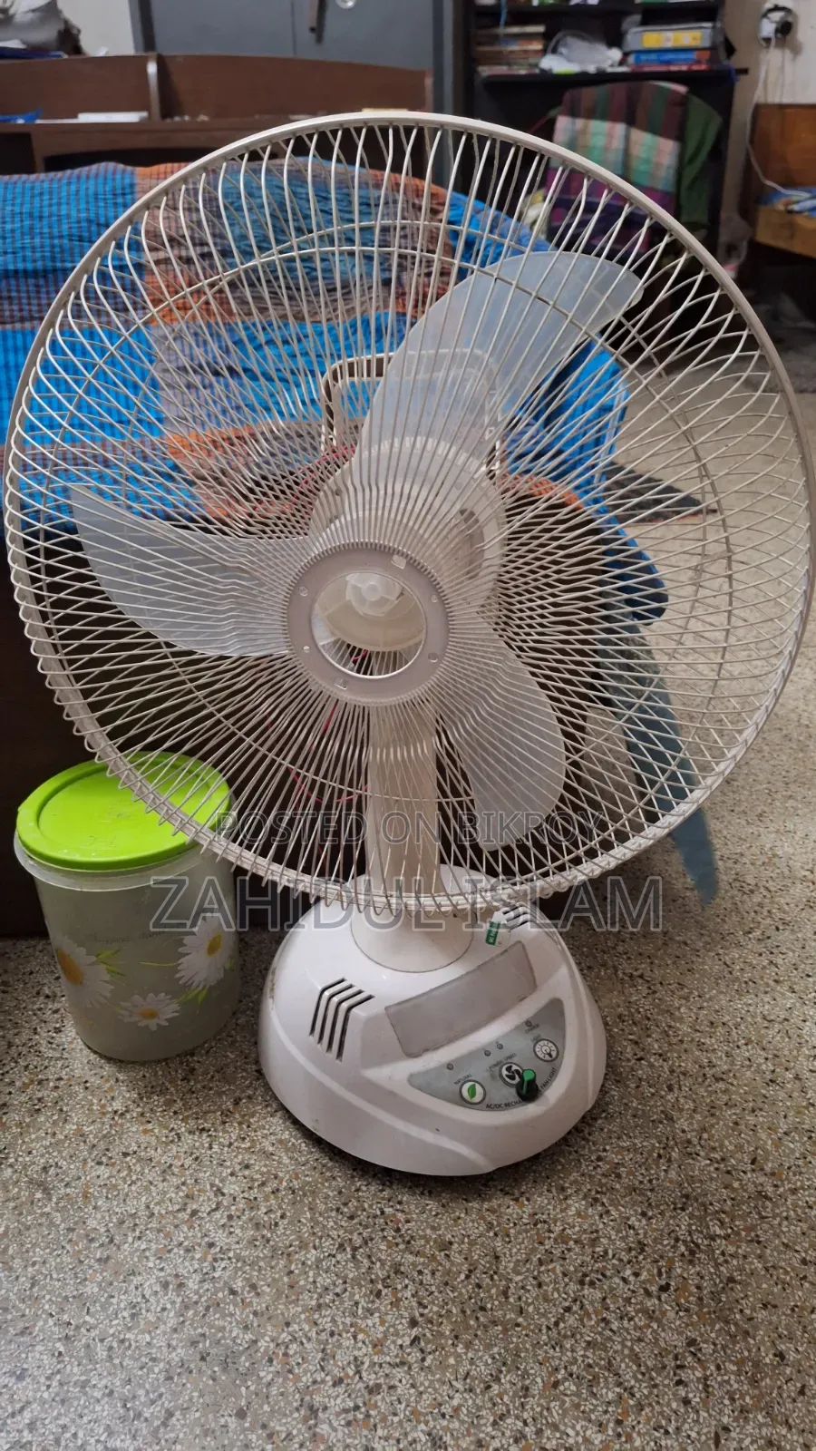 Fan Current