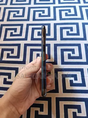 Apple iPhone XS 64 GB Black