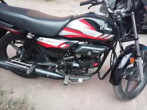 হিরো এইচএফ ডিলাক্স ২০২৩ ব্ল্যাক
