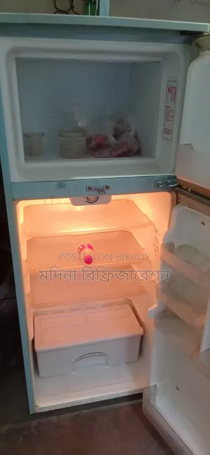 SHARP Fridge Forsel