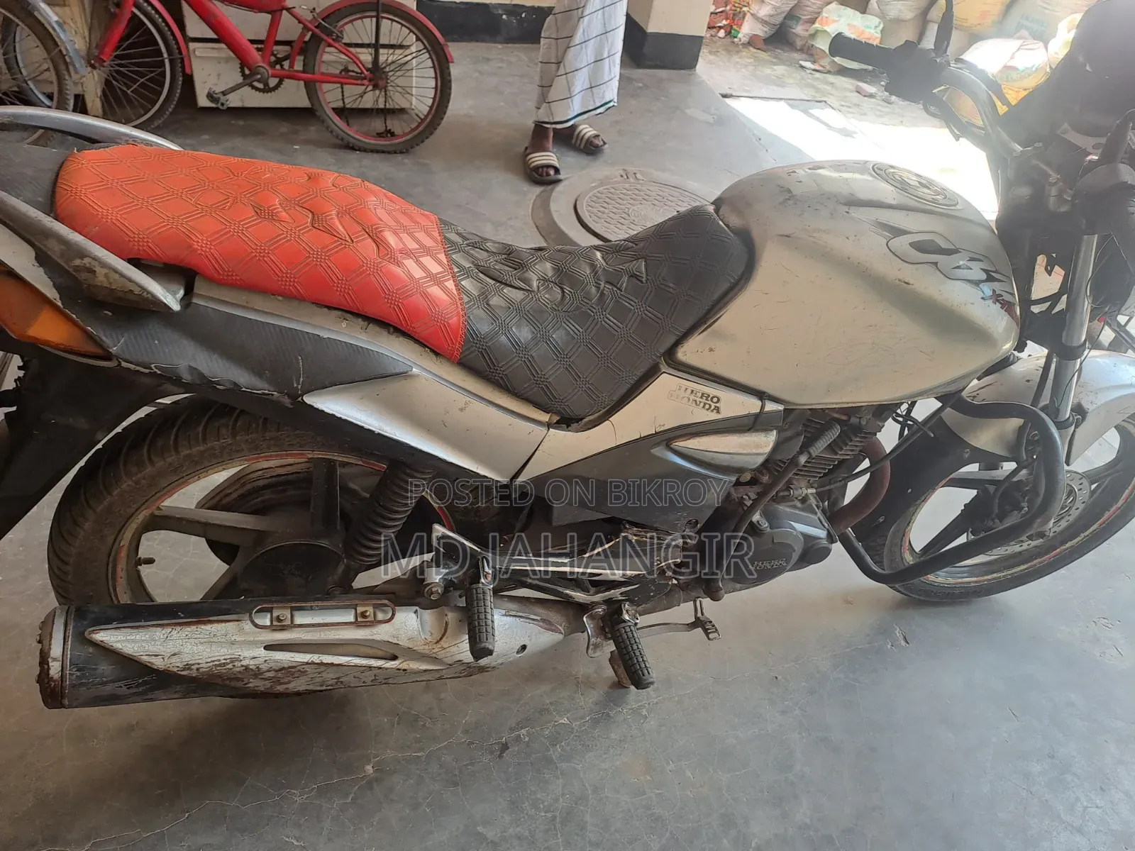 Honda 2012 Silver