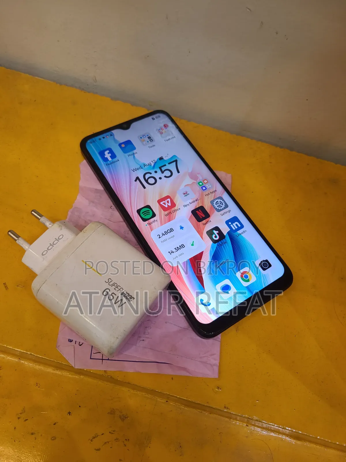 Oppo A18 128 GB Black