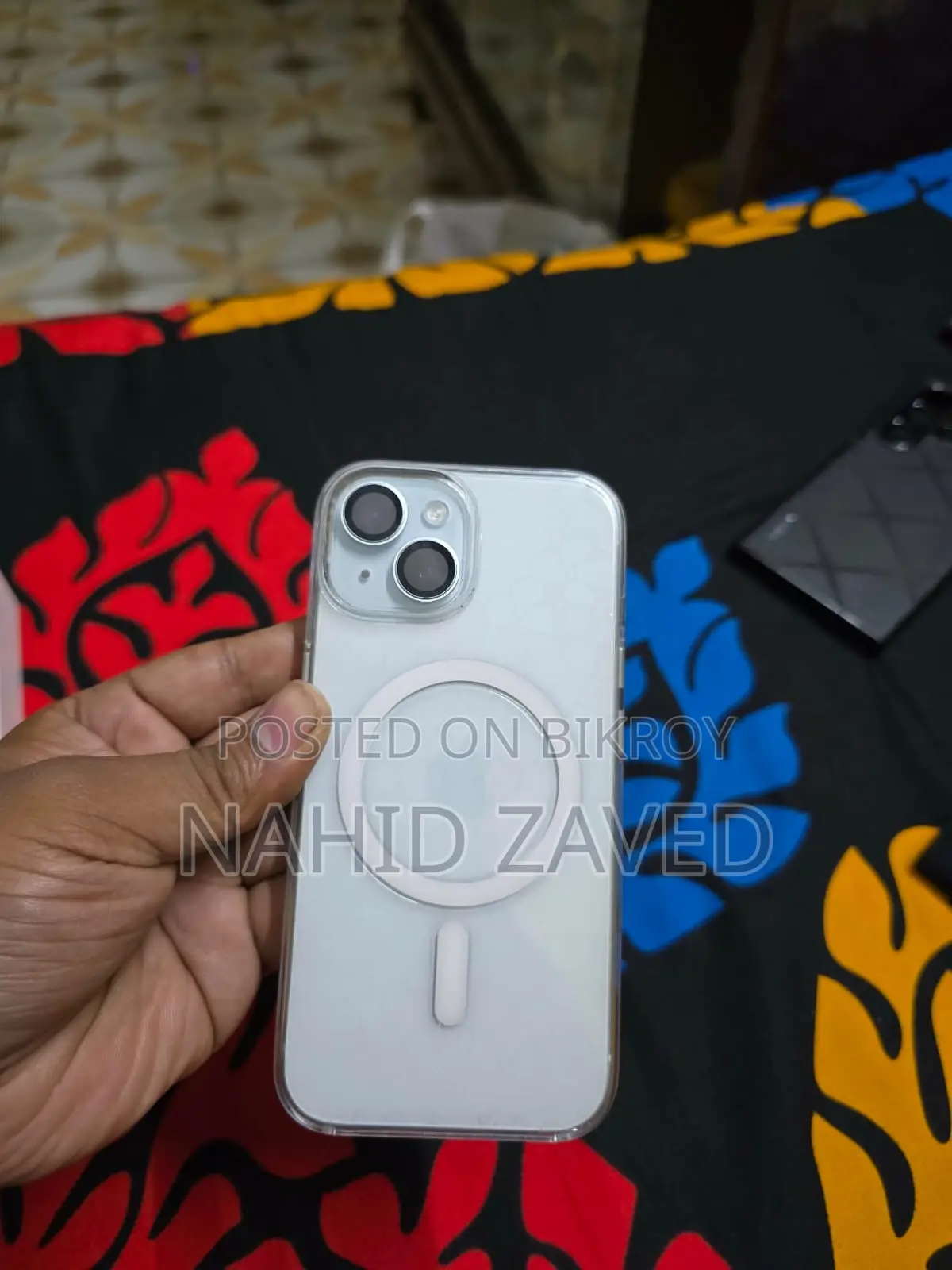 অ্যাপল আইফোন ১৫ ১২৮ জিবি হোয়াইট