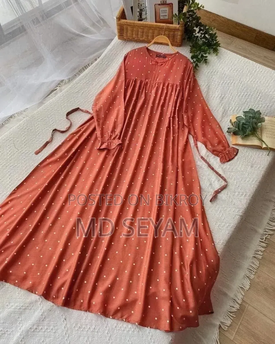 One-Piece Gown
Fabric:
VIP China