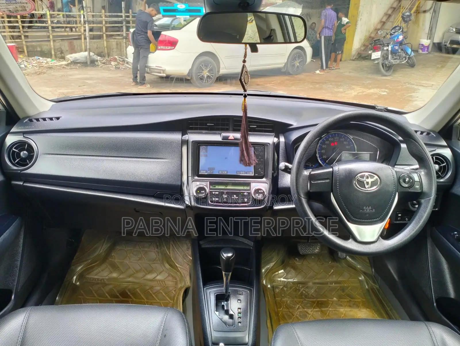 Toyota Axio 2015 Silver