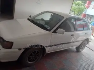 Toyota Starlet 1996 White