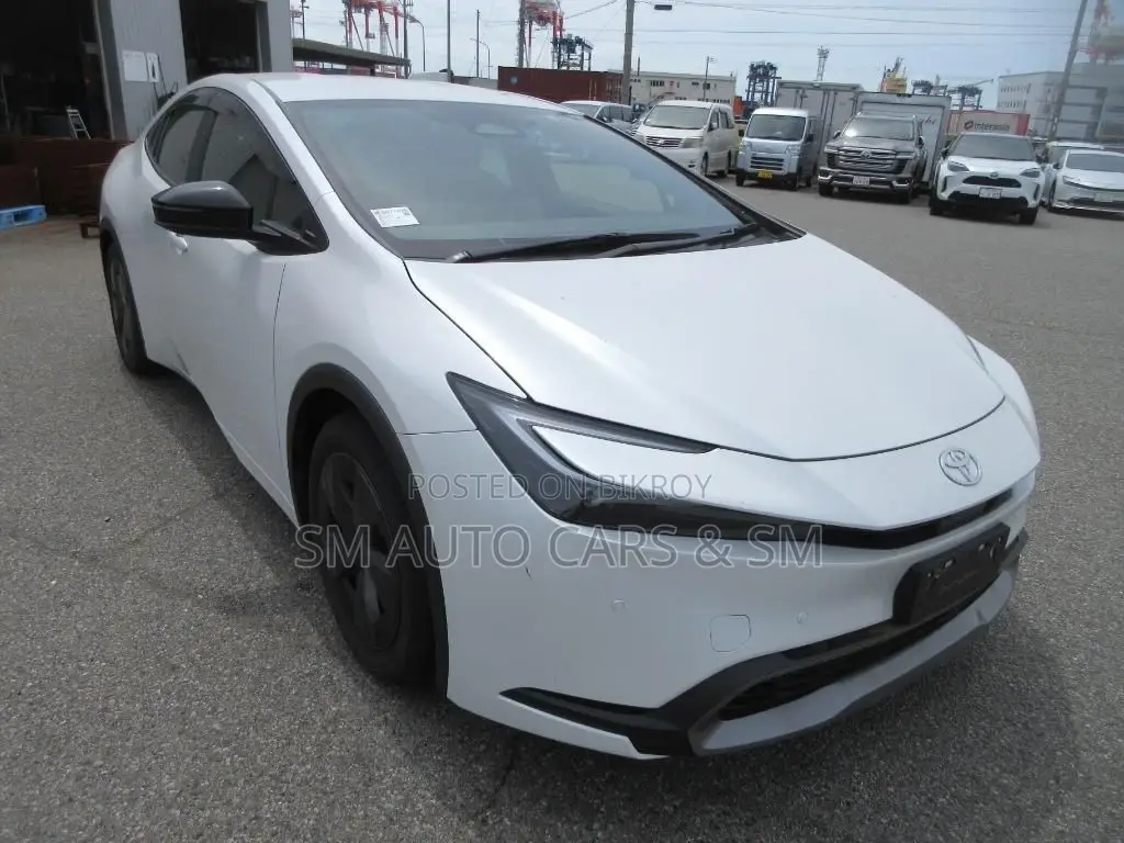 Toyota Prius 2023 Pearl