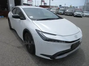 Toyota Prius 2023 Pearl
