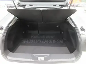 Toyota Prius 2023 Pearl