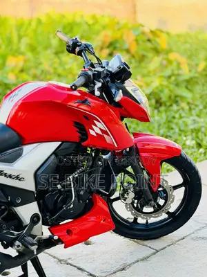 টিভিএস অ্যাপাচি আরটিআর ১৬০ ৪ভি ২০২২ লাল