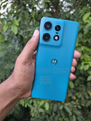মটোরোলা এজ ৫০ প্রো ২৫৬ জিবি নীল