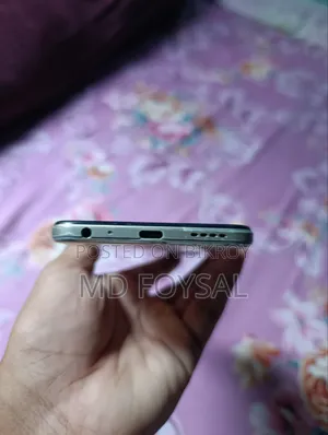 ভিভো ১২৮ জিবি