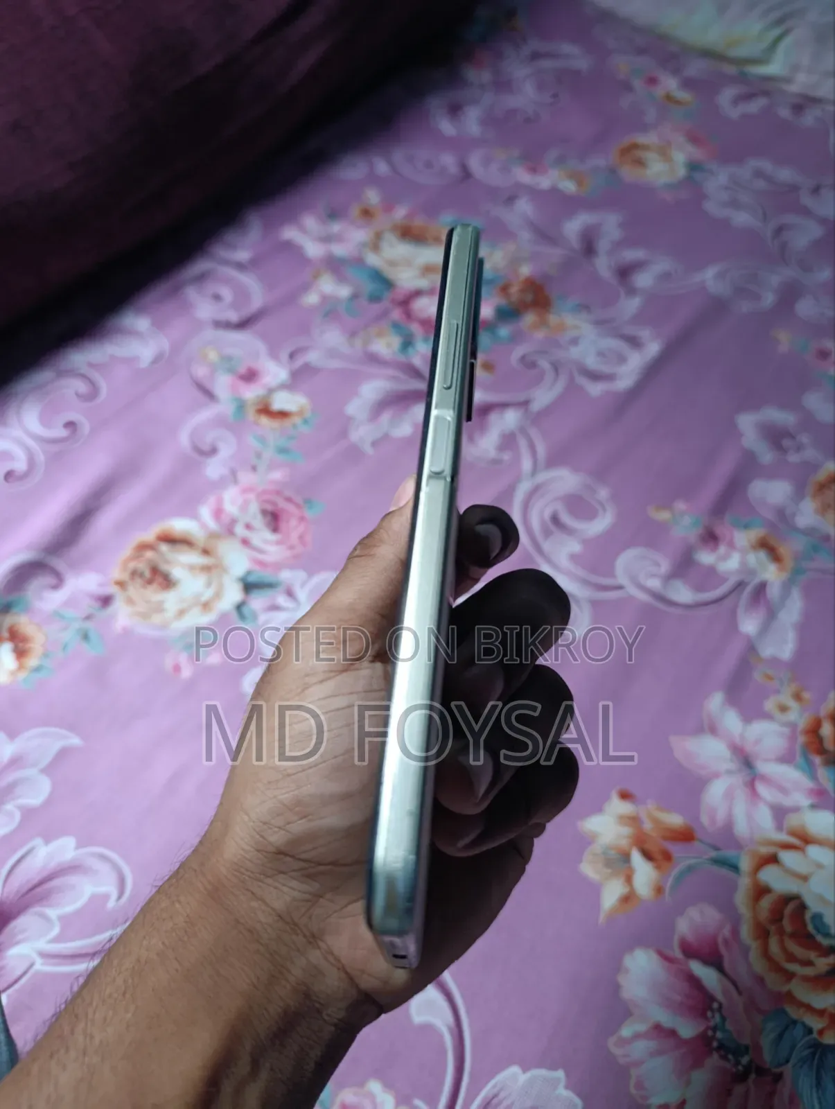 ভিভো ১২৮ জিবি