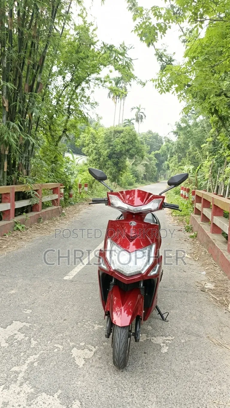 মোটরসাইকেল ২০২৬ লাল