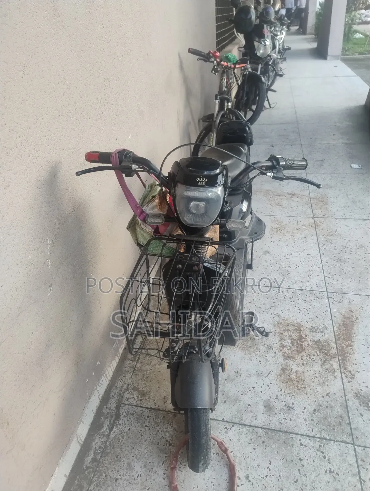 স্পার্ক রাইড ক্রেজি রেসিং ২০২৫ ব্ল্যাক