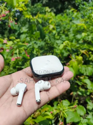TWS Bluetooth Earbuds