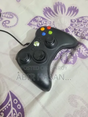 Xbox 360 Original Controller and Games