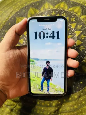 অ্যাপল আইফোন ১১ ৬৪ জিবি হোয়াইট