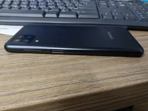 স্যামসাং গ্যালাক্সি এম১২ ১২৮ জিবি কালো