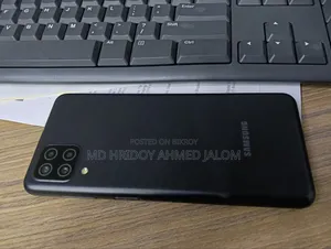 স্যামসাং গ্যালাক্সি এম১২ ১২৮ জিবি কালো