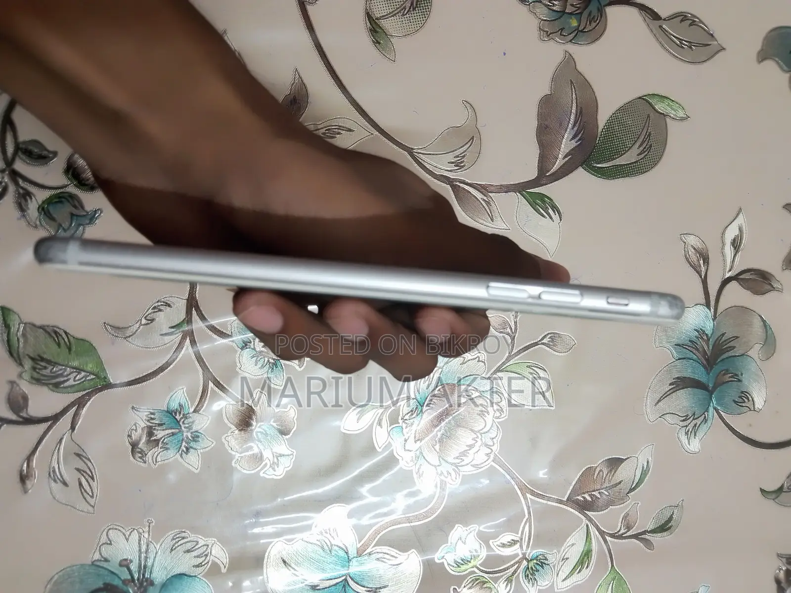 অ্যাপল আইফোন ৬এস প্লাস ৬৪ জিবি সিলভার