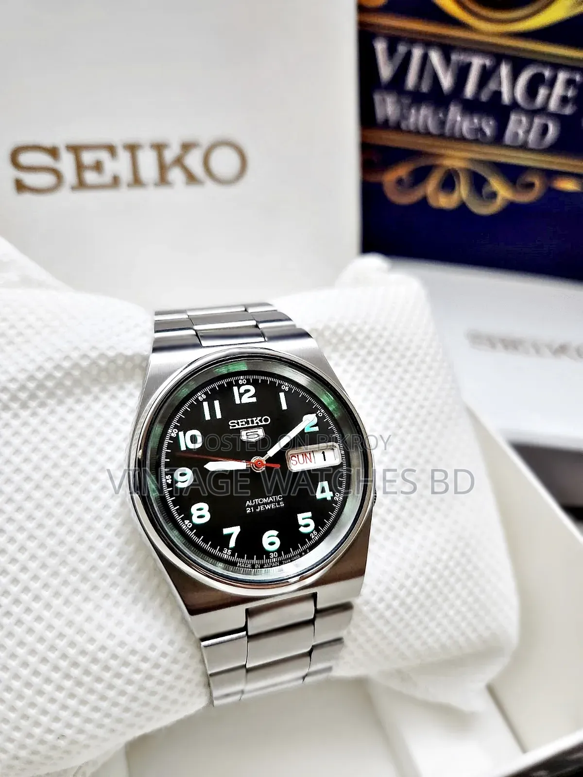 SEIKO 5 Automatic Black Numeric Lume JAPAN