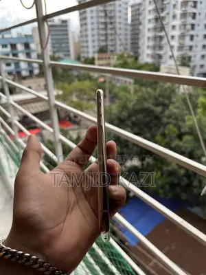 Apple iPhone XS 64 GB Gold