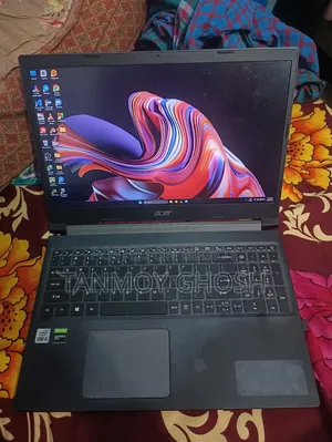 ল্যাপটপ এসার অ্যাসপায়ার ৭ ৮জিবি ইন্টেল কোর আই৫ এসএসডি ৫১২জিবি