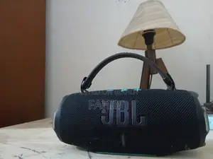 JBL Charger 6